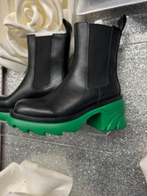 The Bo Boot w/Heel