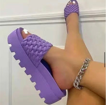 Woven Flatforms